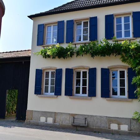 Gaestehaus & Weingut Gehrig Weisenheim am Sand Eksteriør bilde